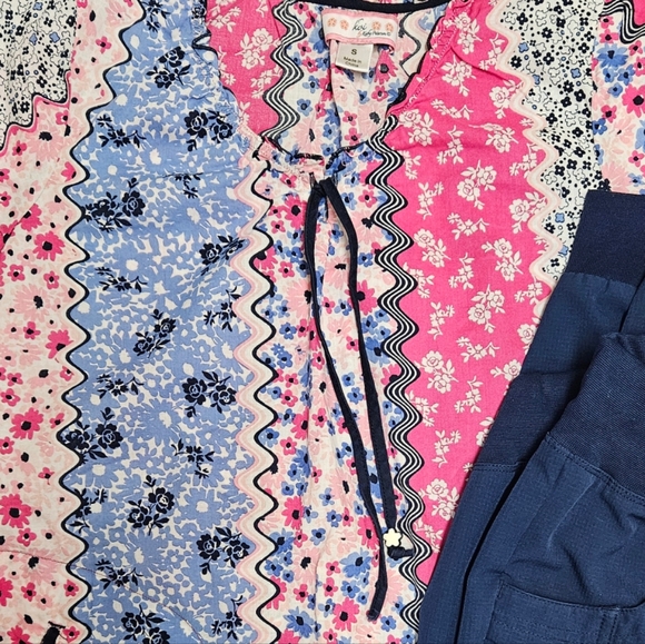 scrub set - Picture 2 of 2